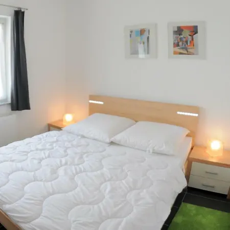 Ferienhaus Muritzfreude / Eg-appartement Marienfelde